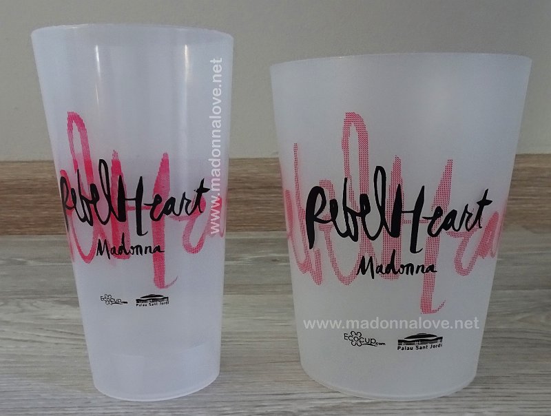 2015 - RebelHeart tour merchandise - RebelHeart tour logo drinkcup Barcelona big & small size