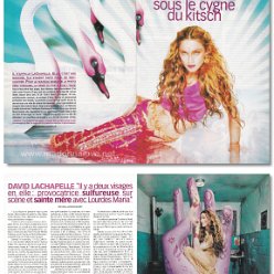 1998 - Unknown month - Paris match - France - Madonna sous le cygne du kitsch