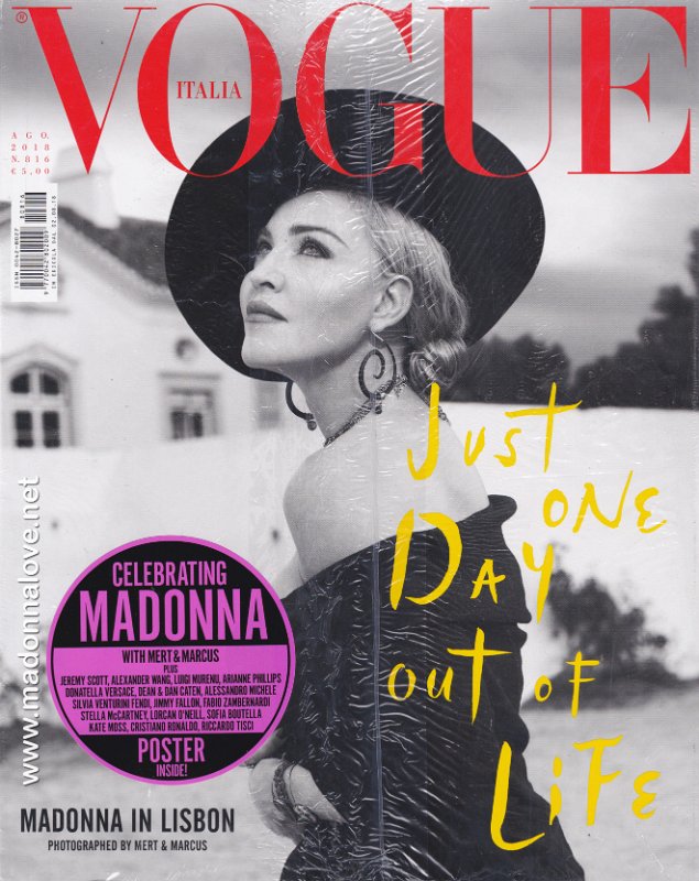 Vogue Italia - August 2018 - Italy (cover 1)
