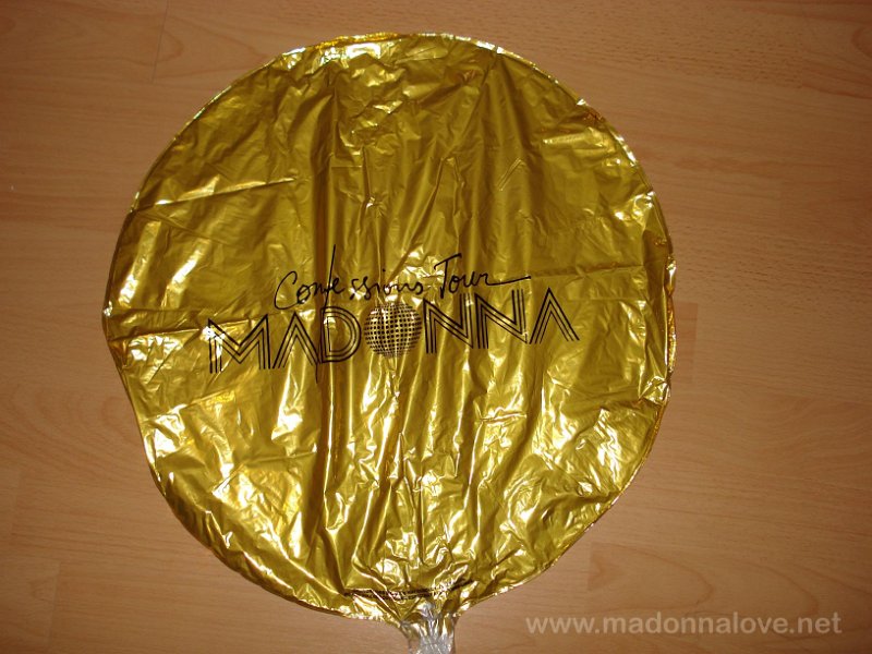 2006 - Confessions tour merchandise - Balloon