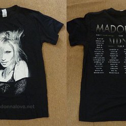 2012 - MDNA tour merchandise - T-shirt (3)
