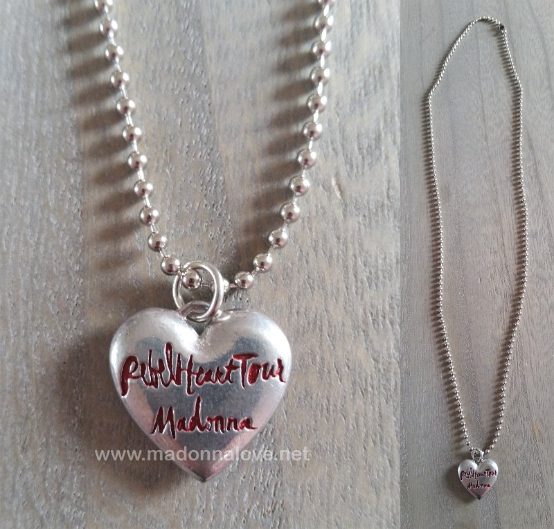 2015 - RebelHeart tour merchandise - Necklace