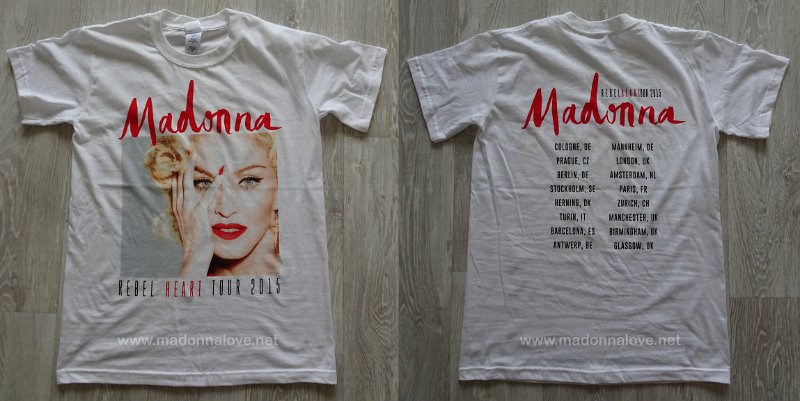 2015 - RebelHeart tour merchandise - T-shirt (1)