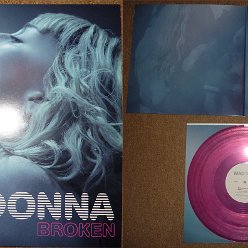2012 - Broken vinyl  Exlcusive ICON gift