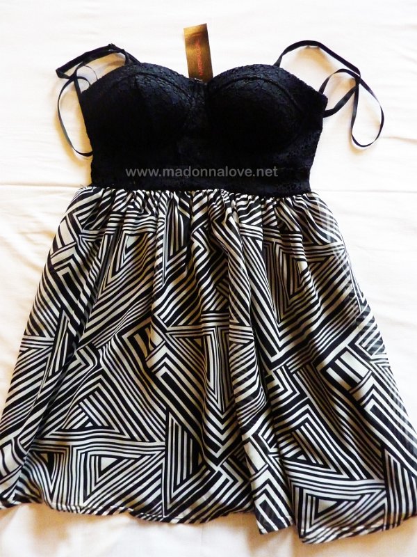 Material girl - Mosaic Stripes (BlackWhite dress with print) - Product Nr. GD4509PMOS