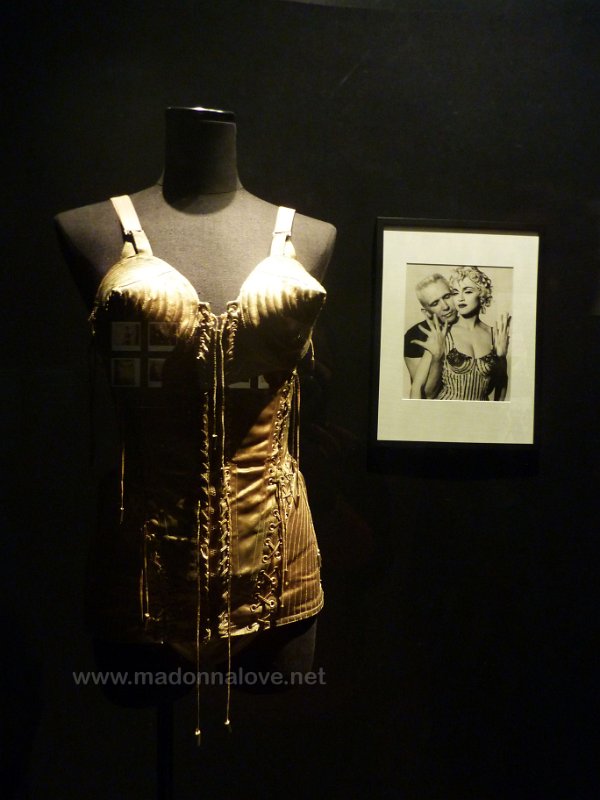 Blond ambition tour Corset - The fashion world of Jean Paul Gaultier exhibition Rotterdam 2013