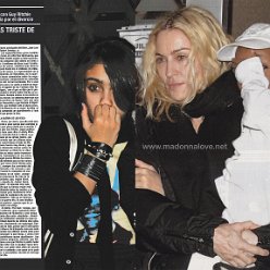 2008 - Unknown month - Hola! - Spain - El momento mas triste de Madonna