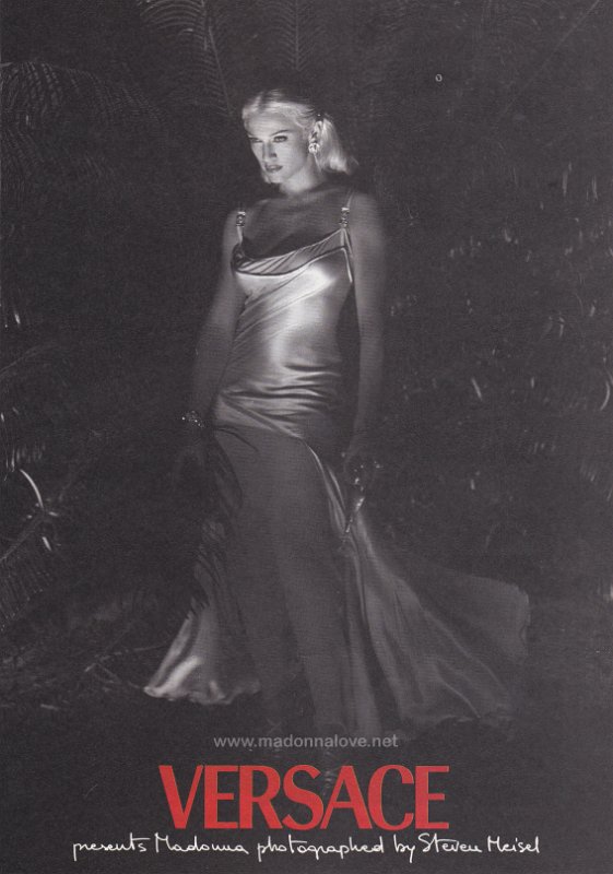 1995 - March - OUT - USA - Versace ad