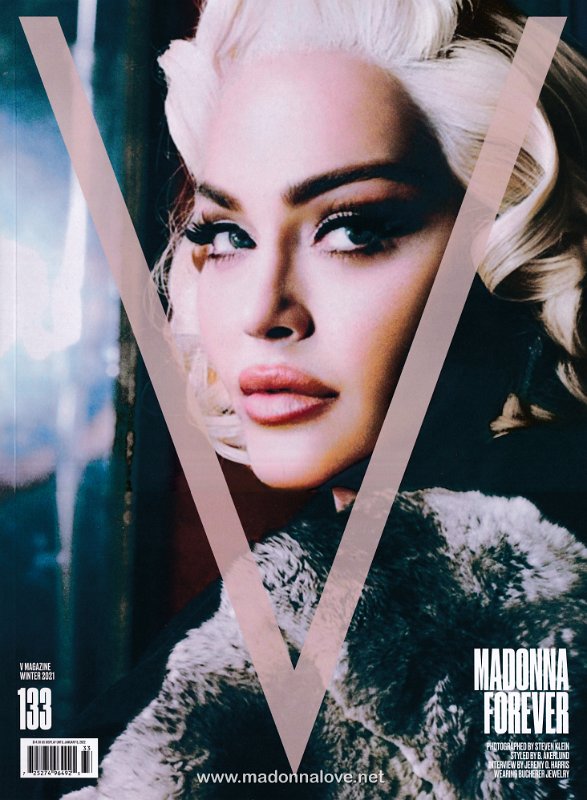 V magazine winter issue 133 - 2021 - USA - Cover 3 - Portrait